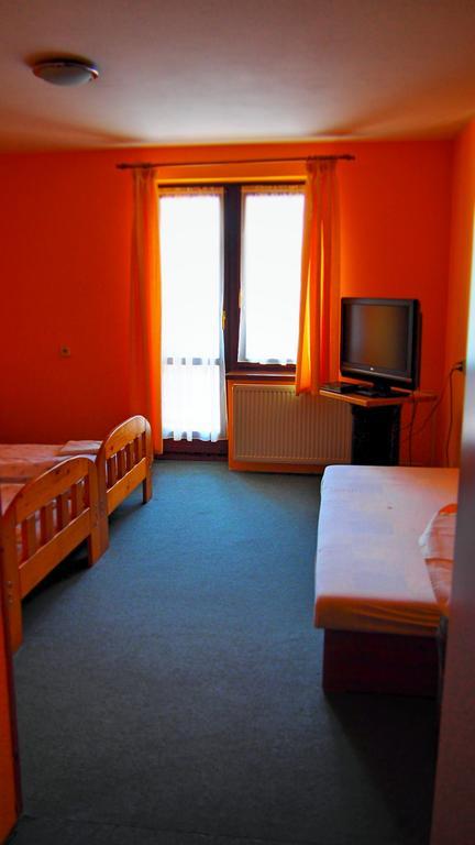 Penzion Tatry Poprad Værelse billede